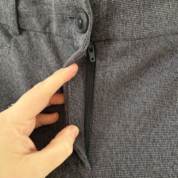 LOFT Women's Sutton Skinny gray pants size 10 - Picture 7 of 7